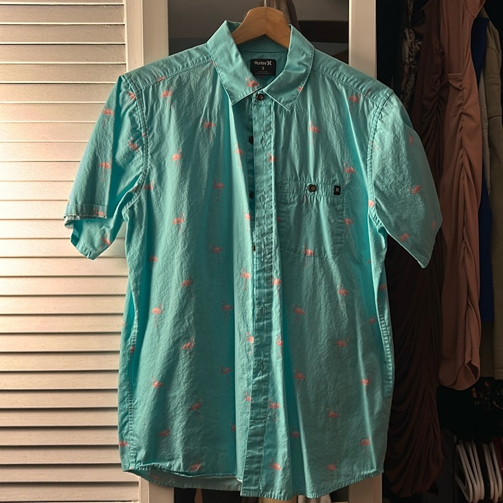 Hurley Men’s Short Sleeve Flamingo Button Down